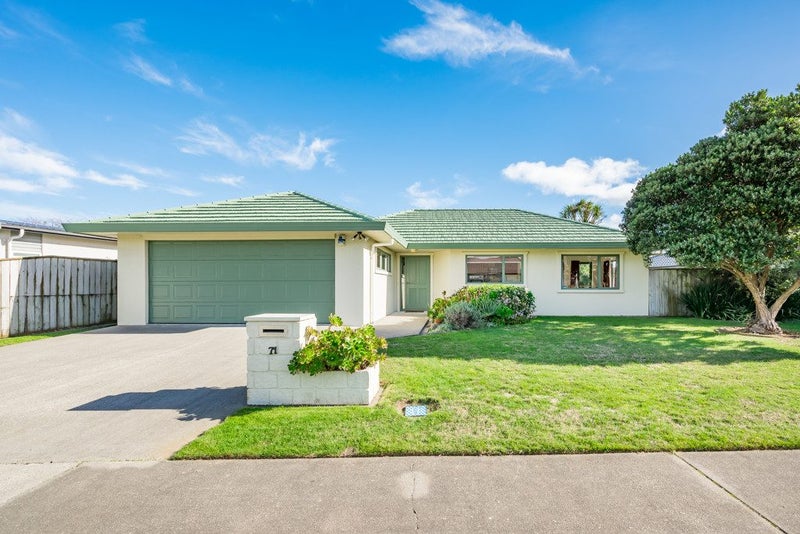 71 Awatea Avenue, Paraparaumu, Paraparaumu - Carousel 1