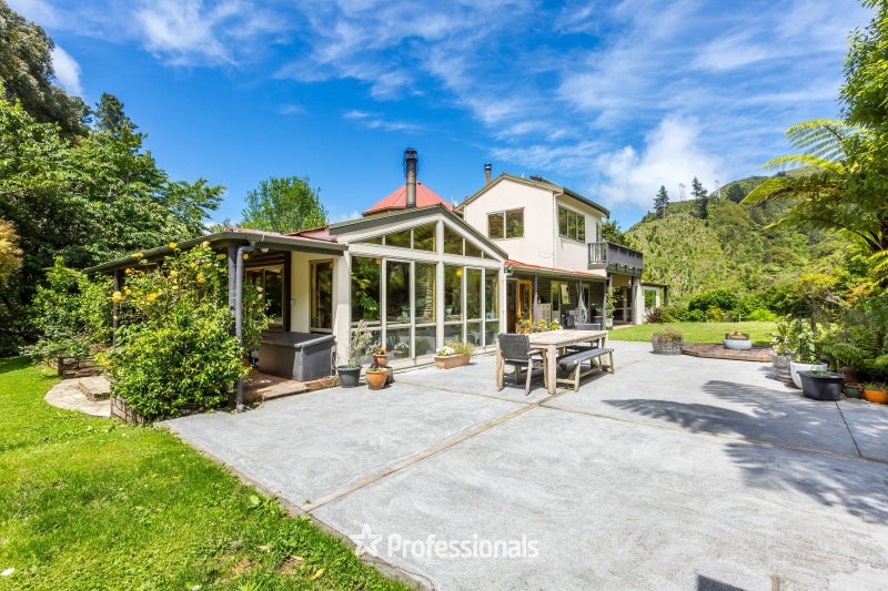740 Moonshine Hill Road, Moonshine Valley - Carousel 2