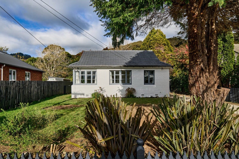 62 Waddington Drive, Naenae, Lower Hutt - Carousel 1