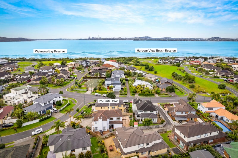 25 Piriti Drive, Te Atatu Peninsula, Auckland - Carousel 2