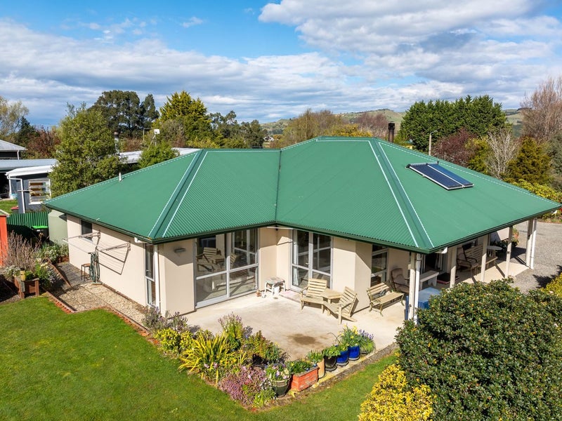 37 Bernera Street, Karitane, Waikouaiti - Carousel 2
