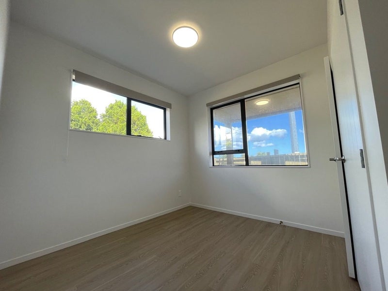 3/13 Blockhouse Bay Road, Avondale, Auckland - Carousel 2