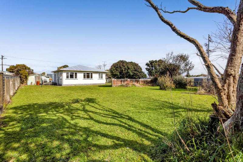 21 Kapuni Street, Manaia, Manaia - Carousel 15