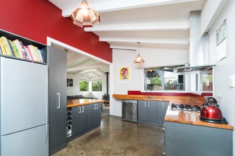 56 Te Awe Awe Street, Hokowhitu, Palmerston North - Carousel 2