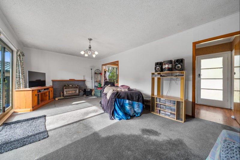 203 Frankley Road, Frankleigh Park, New Plymouth - Carousel 2