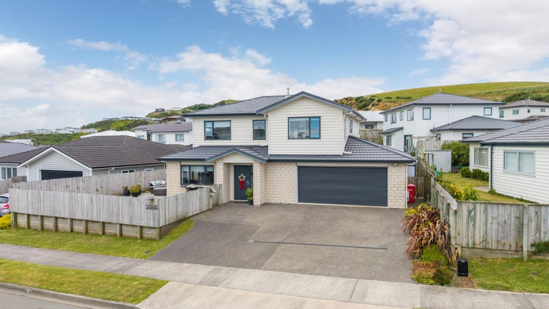 77 Grenada Drive, Grenada Village, Wellington - Carousel 1