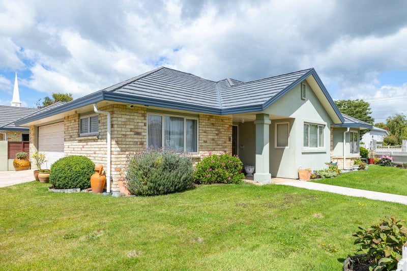 2A Second Street, Lansdowne, Masterton - Carousel 2