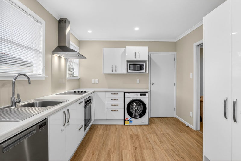 1/17 Settlement Road, Papakura, Auckland - Carousel 1