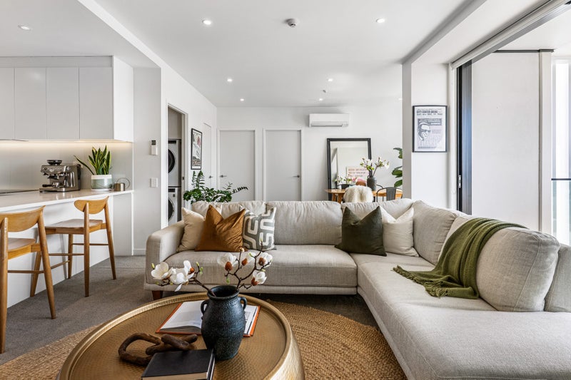 207/8A Lake Pupuke Drive, Takapuna, Auckland - Carousel 2