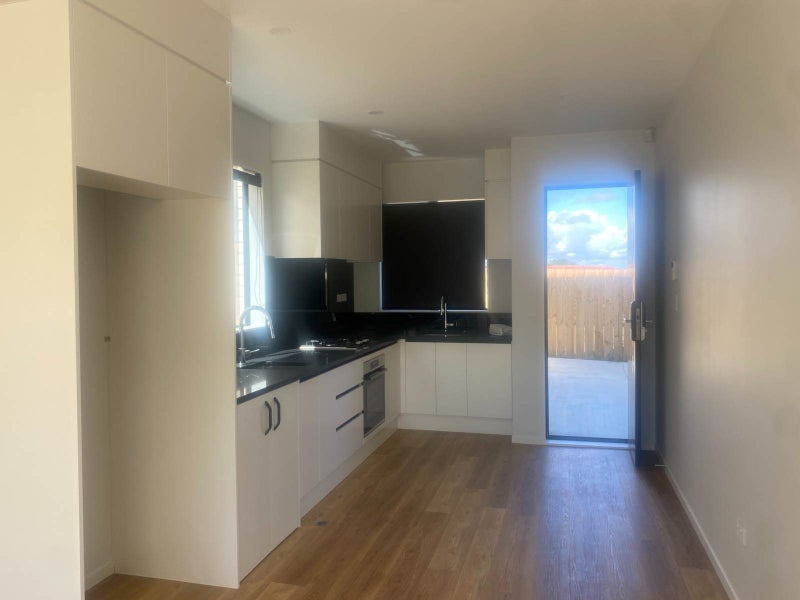 61 Commissariat Road, Mount Wellington, Auckland - Carousel 2