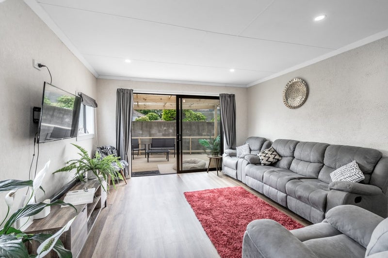 242 Princes Street, Strathern, Invercargill - Carousel 2