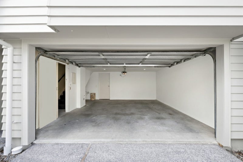 50/21 Hunters Park Drive, Three Kings, Auckland - Carousel 18