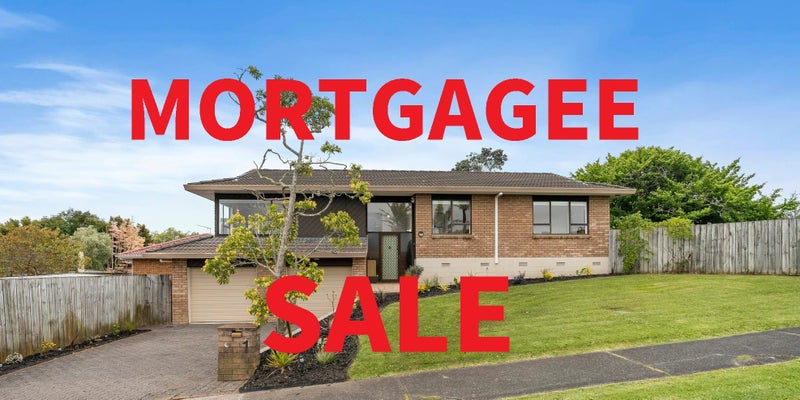 1 Lexington Drive, Botany Downs, Auckland - Carousel 1