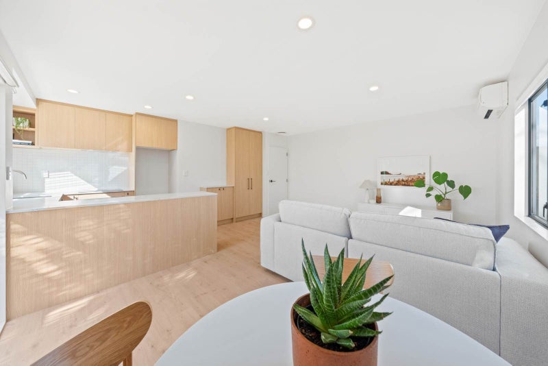 17A Greenhithe Road, Greenhithe, Auckland - Carousel 2