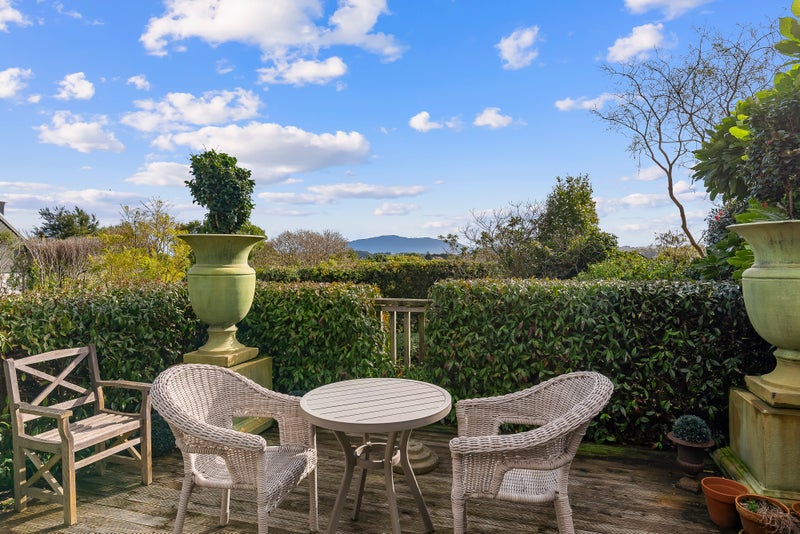 22 Huia Street, Waikanae - Carousel 2