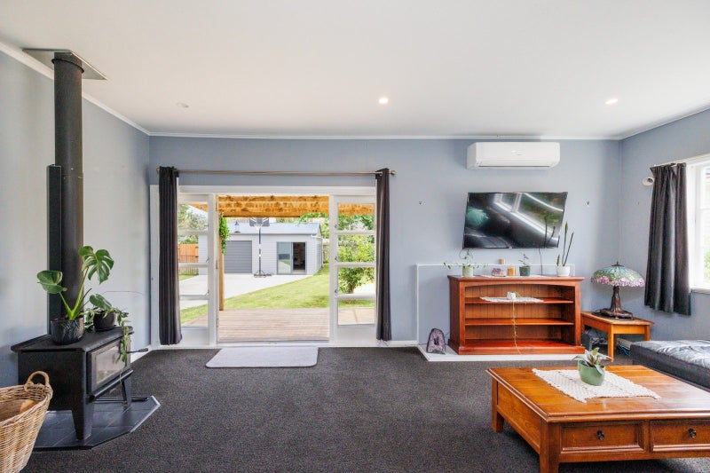 23 Park Road, West End, Palmerston North - Carousel 2