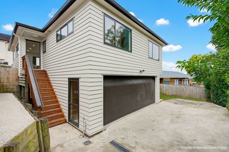5B James Laurie Street, Henderson, Auckland - Carousel 1