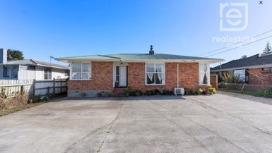 6 Plymouth Place, Papatoetoe, Auckland - Carousel 1
