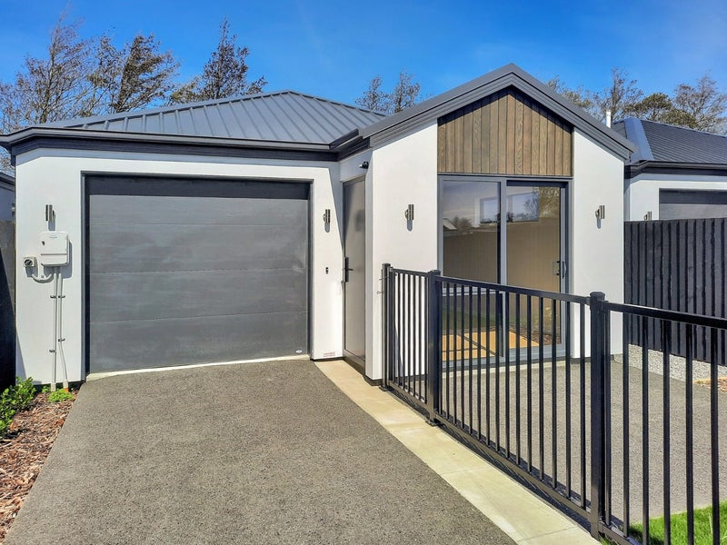 6 Eastman Drive, Halswell, Christchurch - Carousel 1