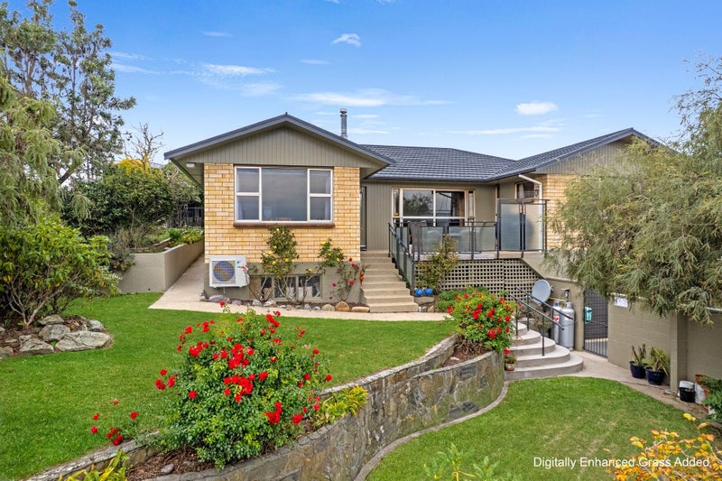 142 Eden Street, Oamaru - Carousel 1