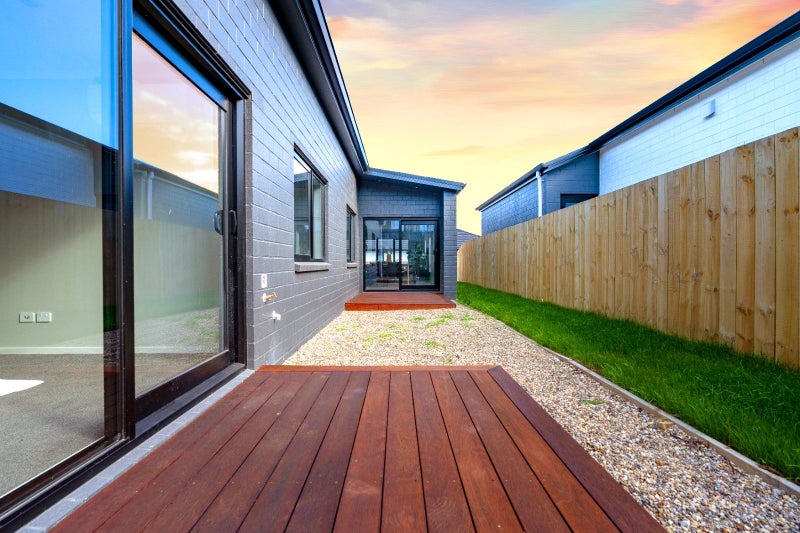 2/30 Tiro Place, Rototuna North, Hamilton - Carousel 16