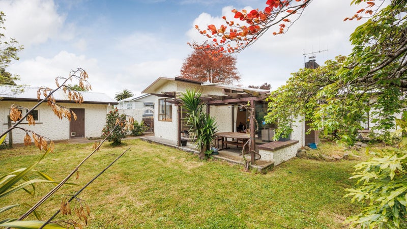 64 Worcester Street, Ashhurst, Ashhurst - Carousel 1