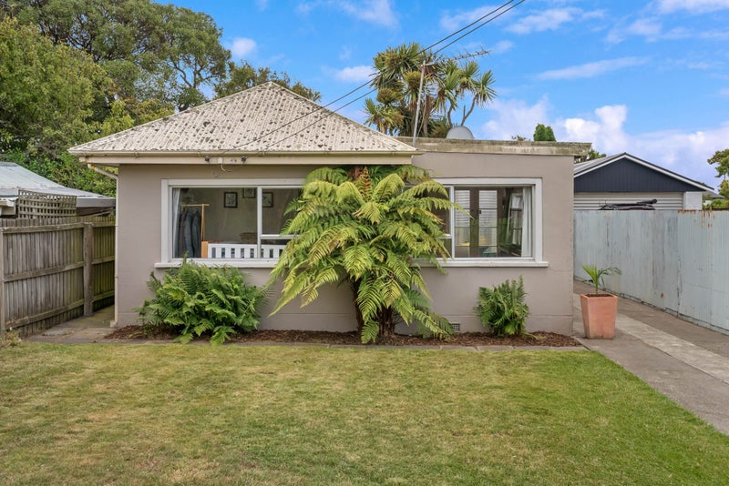 10 Falcon Street, New Brighton, Christchurch - Carousel 1