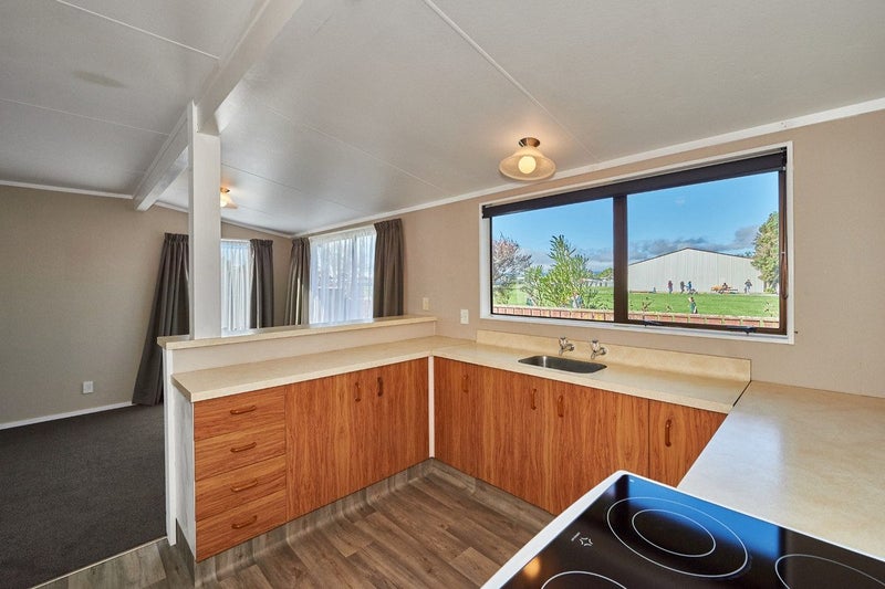 50B Benmore Avenue, Cloverlea, Palmerston North - Carousel 2