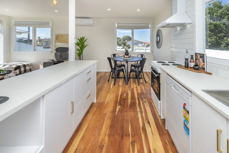 23 Raupo Street, Castlecliff, Whanganui, Manawatu / Whanganui - Carousel 2