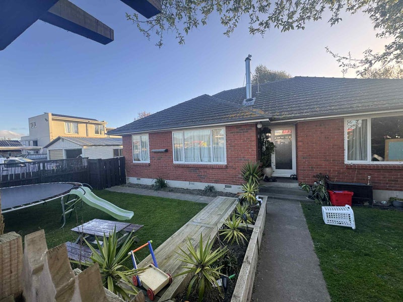 127 Gayhurst Road, Dallington, Christchurch - Carousel 1