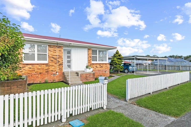 3/17  Settlement Road, Opaheke, Papakura, Auckland - Carousel 1