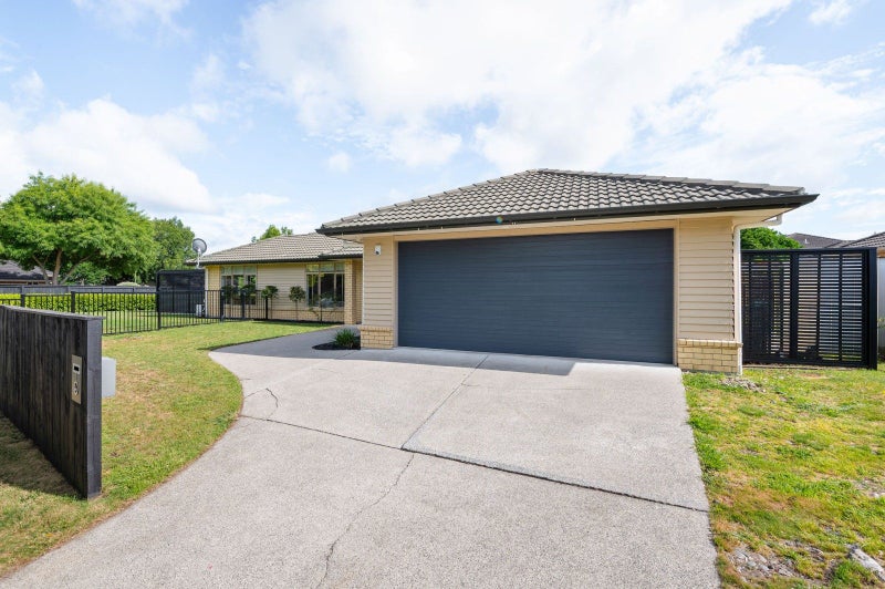 1 Gresham Place, Rototuna North, Hamilton - Carousel 3