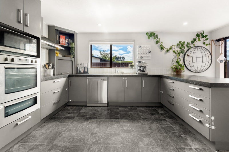 61 Koa Street, Gore, Gore - Carousel 2