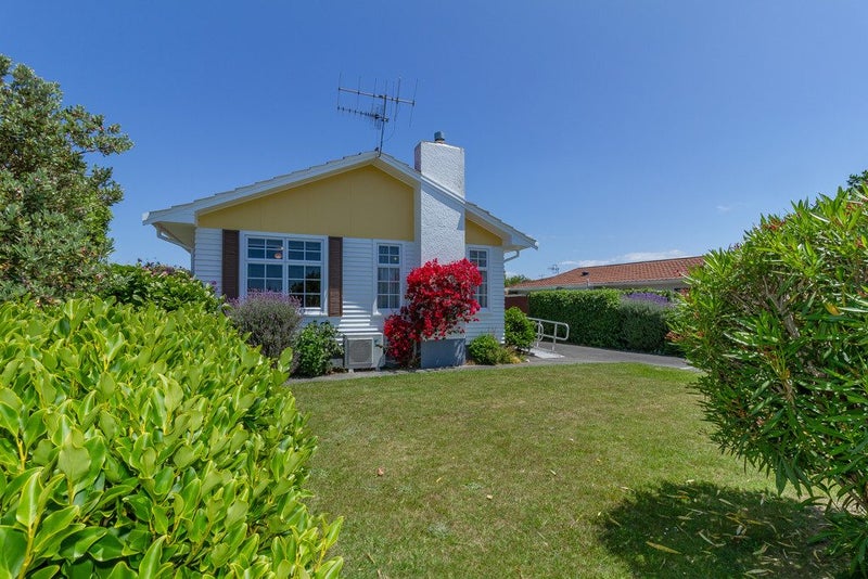 17 Hitchings Avenue, Onekawa, Napier - Carousel 16