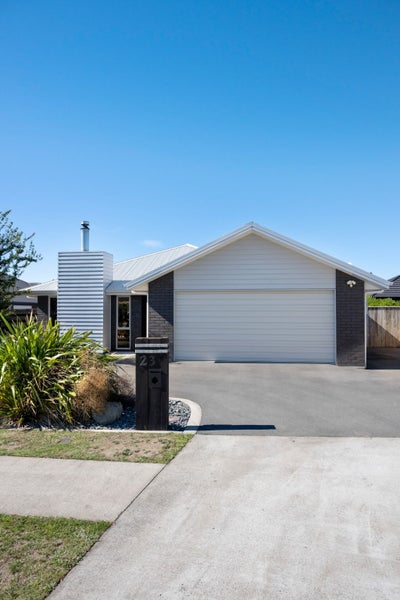 23 Corsair Crescent, Burleigh, Blenheim - Carousel 28