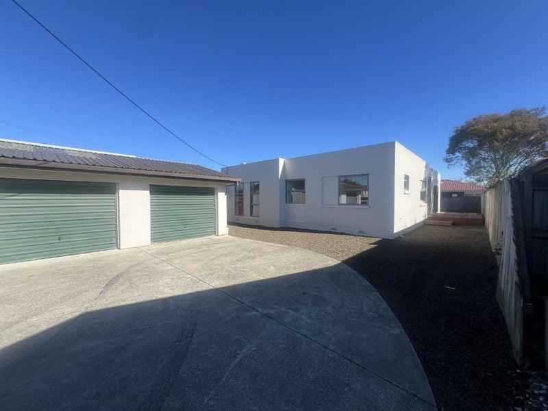 95B Bower Avenue, New Brighton, Christchurch - Carousel 1