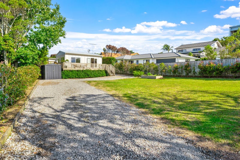 851 Whangaparaoa Road, Manly, Whangaparaoa - Carousel 1