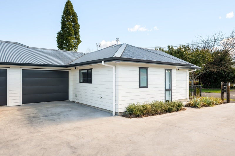 1/72 Claude Street, Fairfield, Hamilton - Carousel 2