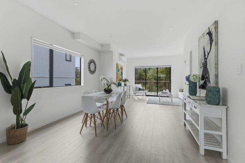 45B Crestview Rise, Papakura, Papakura, Auckland - Carousel 2