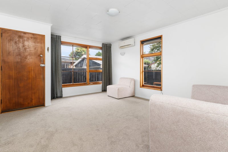 2/164 Avonhead Road, Avonhead, Christchurch - Carousel 2