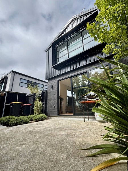 5/112 Purchas Street, Edgeware, Christchurch - Carousel 1