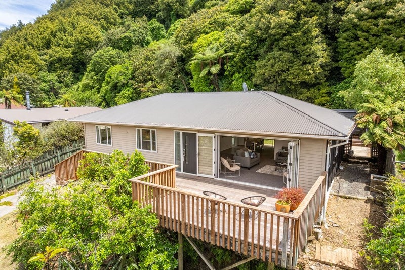 22 Bridge Road, Birchville, Upper Hutt - Carousel 1