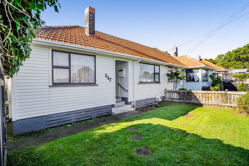 117 Frankley Road, Frankleigh Park, New Plymouth - Carousel 2