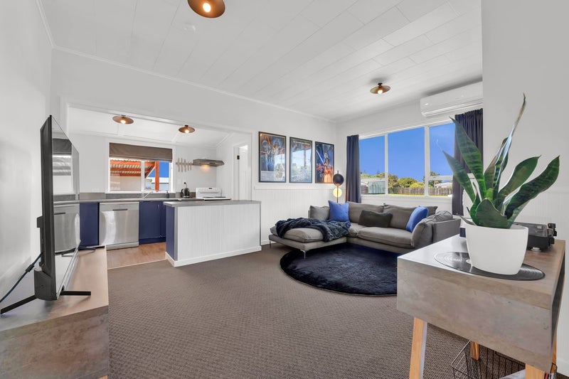 98 Centennial Avenue, Waitara, Waitara - Carousel 1