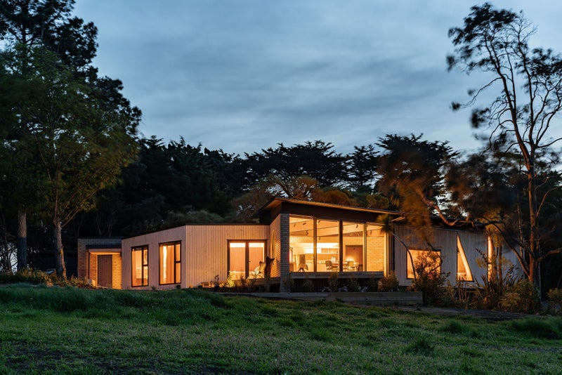 109B Cliffs Road, Saint Clair, Dunedin - Carousel 1