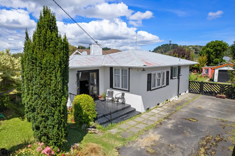 130 Duncan Street, Whanganui East, Whanganui - Carousel 1