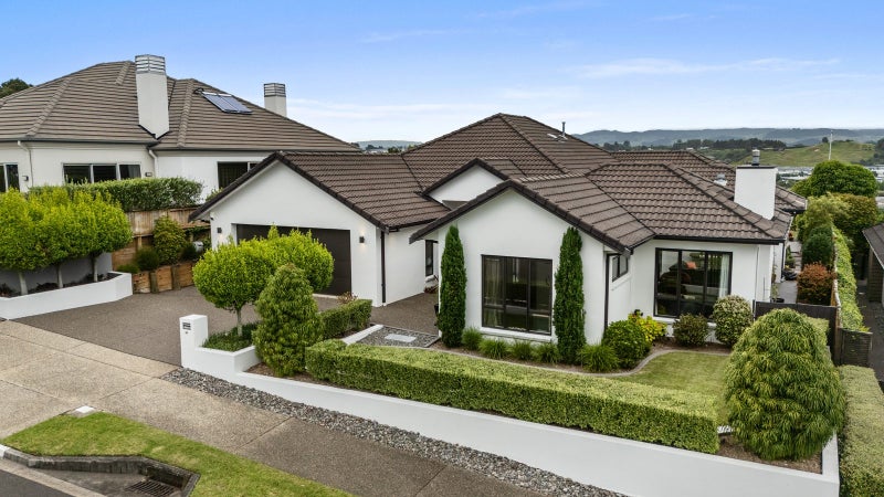 40 Rexford Heights, Pyes Pa, Tauranga - Carousel 24