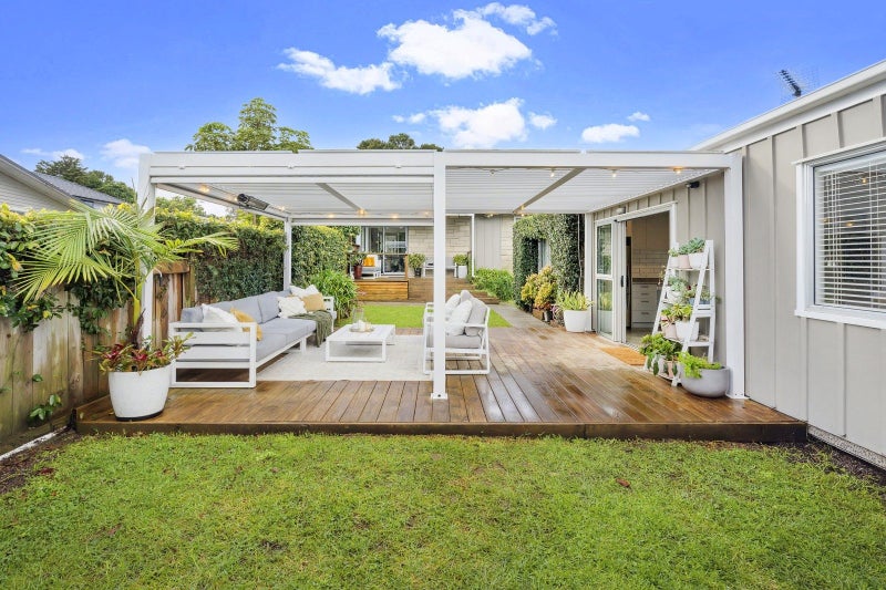 90 Crawford Avenue, Mangere Bridge, Auckland - Carousel 2