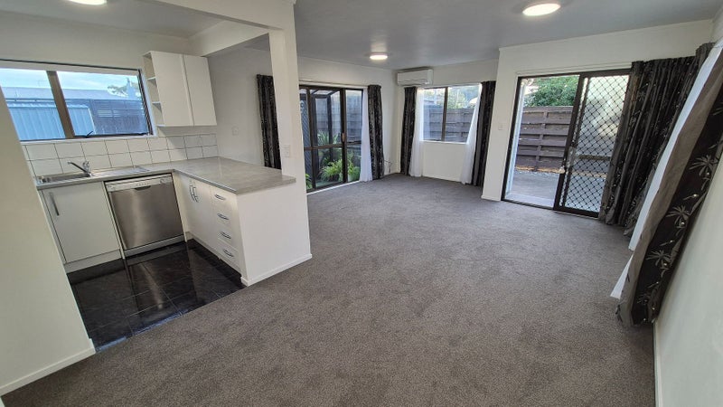 4B Kinross Place, Mount Maunganui, Mount Maunganui - Carousel 2