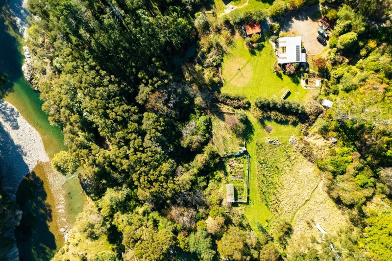 488 Wakamarina Road, Canvastown - Carousel 2
